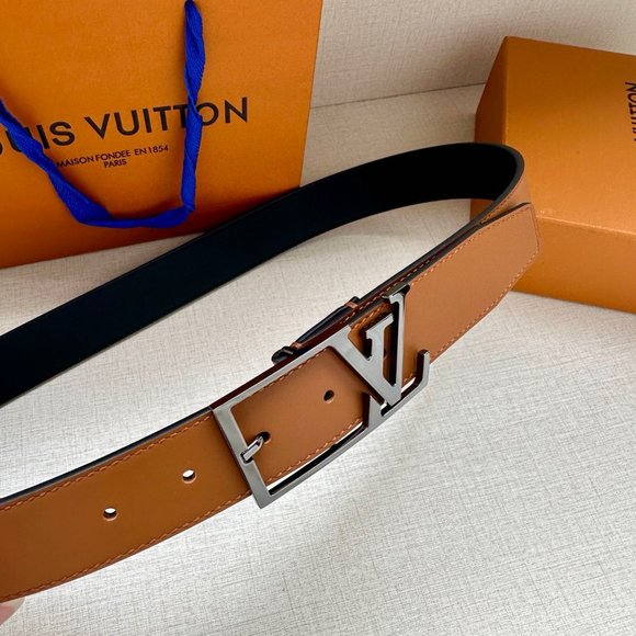Louis Vuitton belt main image 4